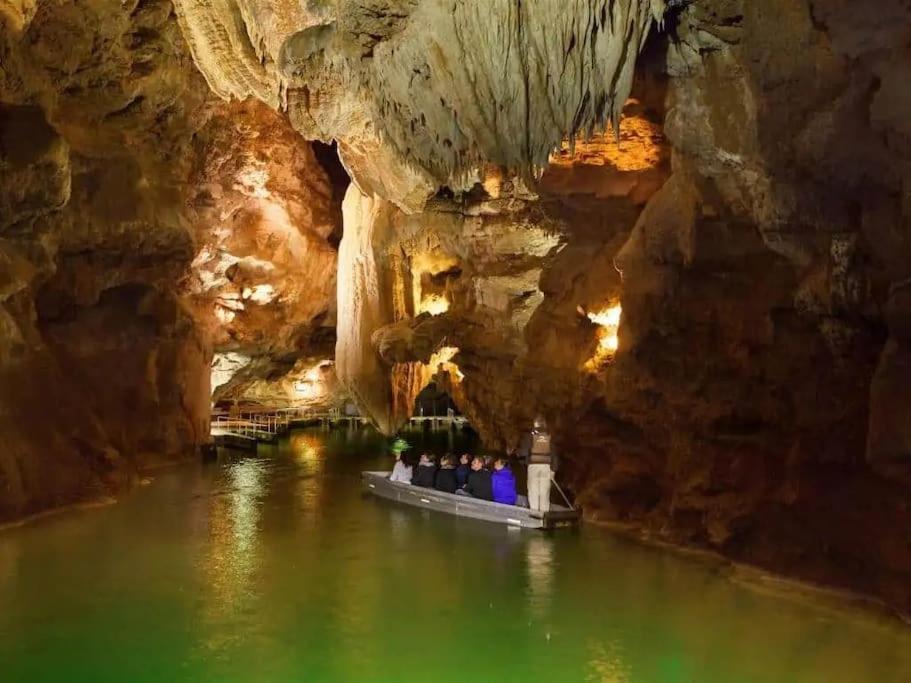 Vakantiehuis La Poire, Op Landgoed Aan De Dordogne Prudhomat Kültér fotó