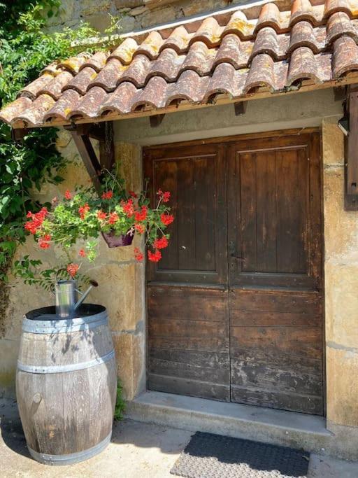 Vakantiehuis La Poire, Op Landgoed Aan De Dordogne Prudhomat Kültér fotó